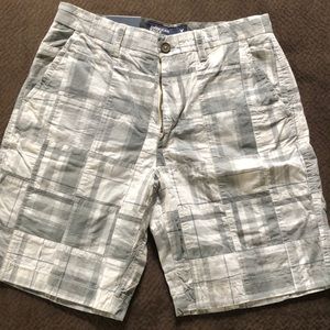 AE Men’s Shorts nwt